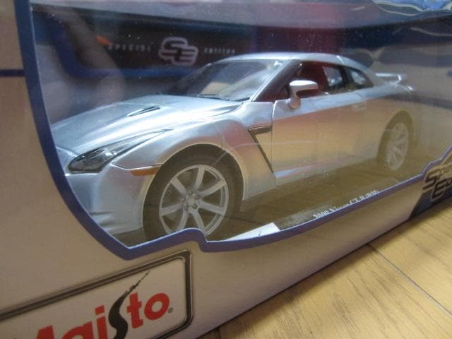 Maisto 日産　R35　GTR　GT-R スペシャルエディション 1/18
