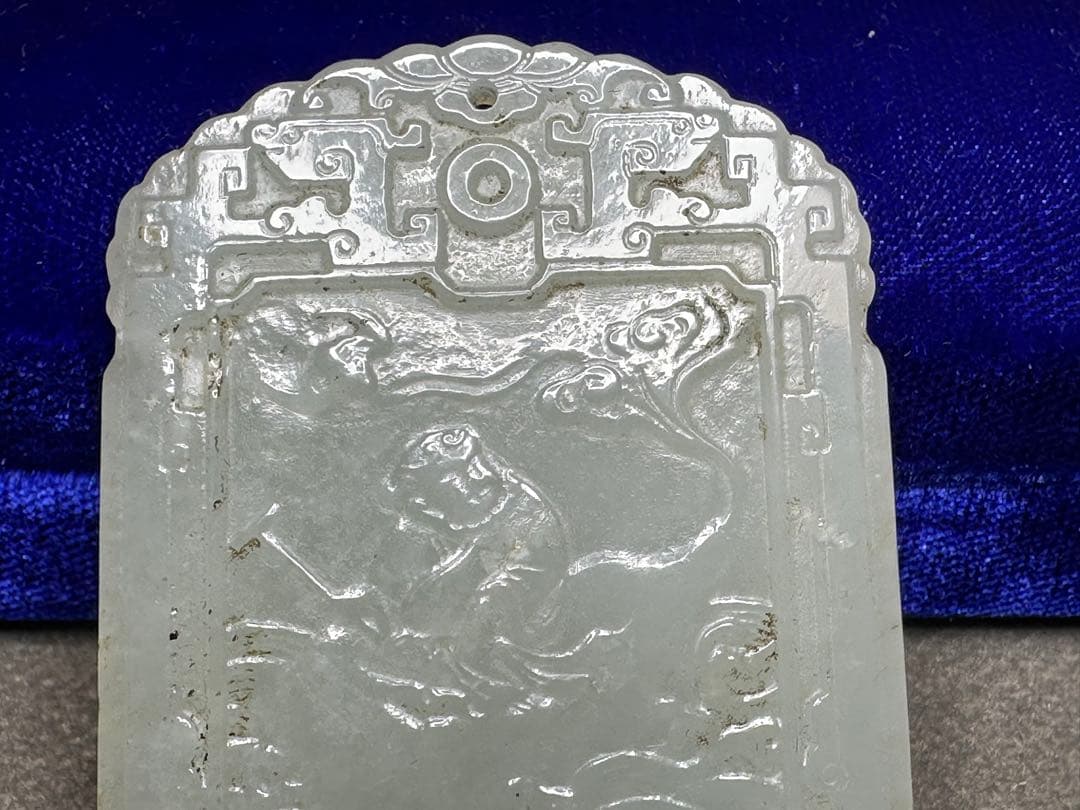 中国美術　ループタイ　和田玉　古砡　白砡　根付　天然素材　アンティーク　置物骨董