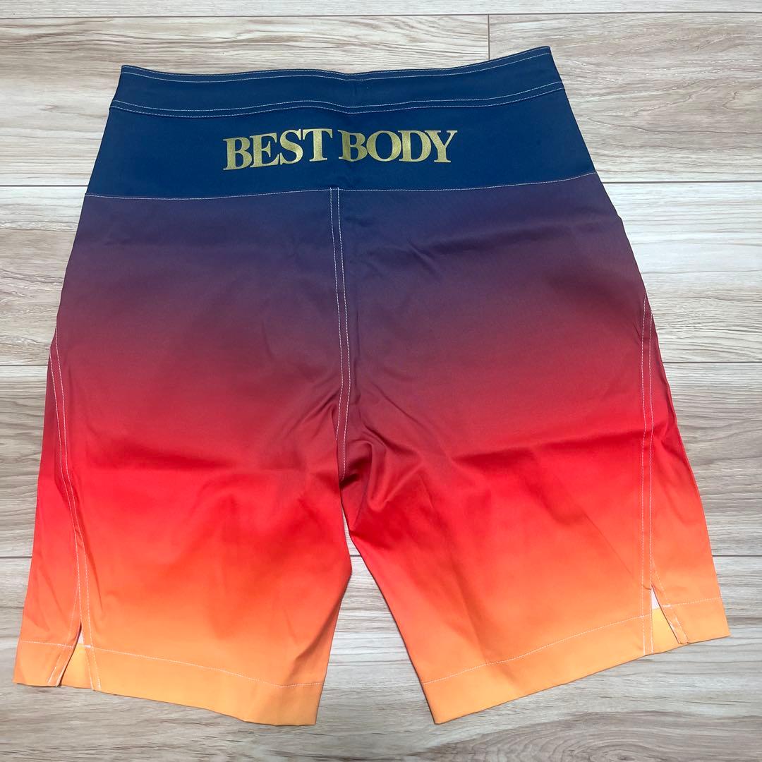 BEST BODY グラデーション水着