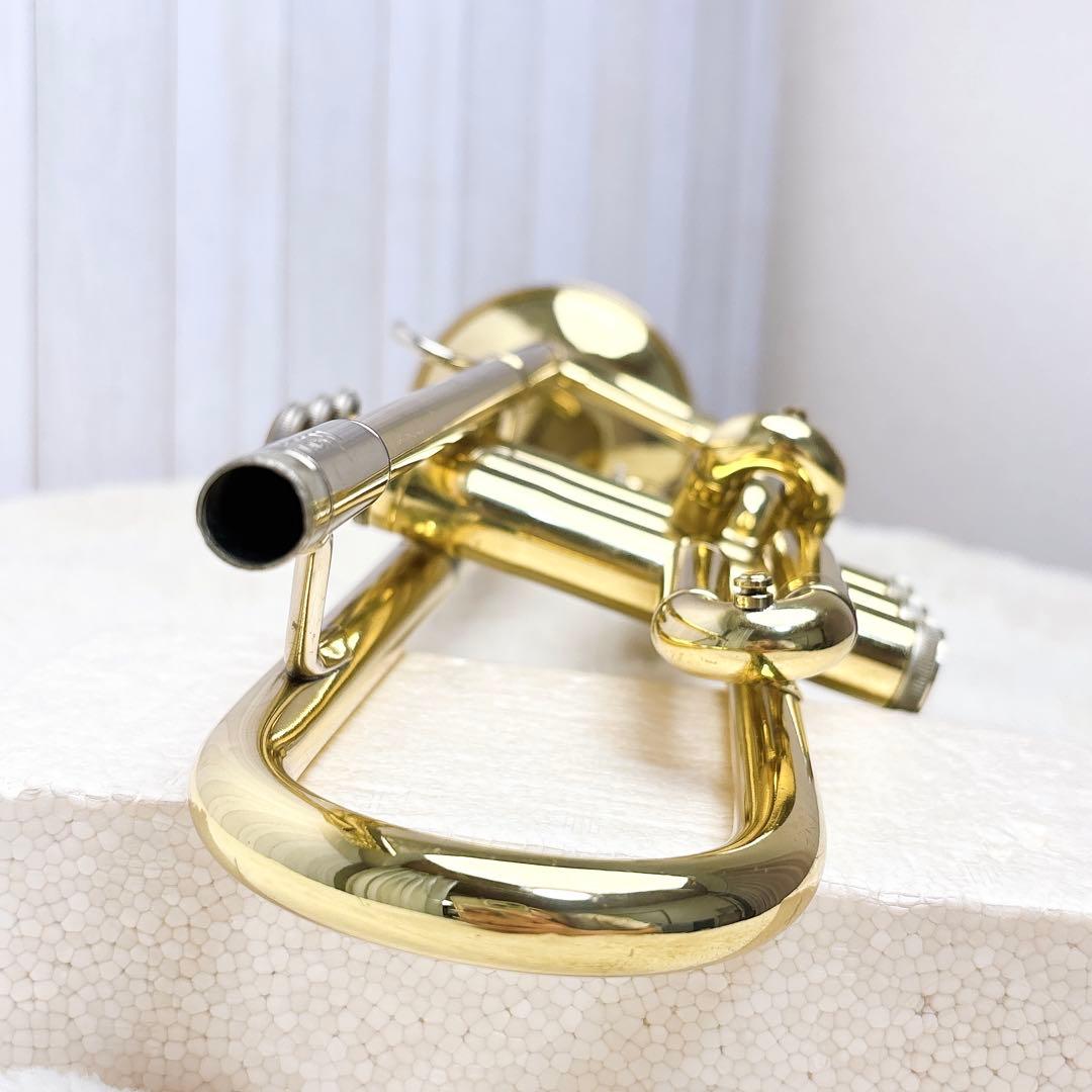 Bach バック TR-300 トランペット B♭ マウスピース付き