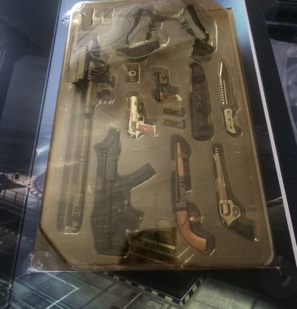 バイオハザード　ホットトイズ　ウェスカー　ミッドナイトバージョン