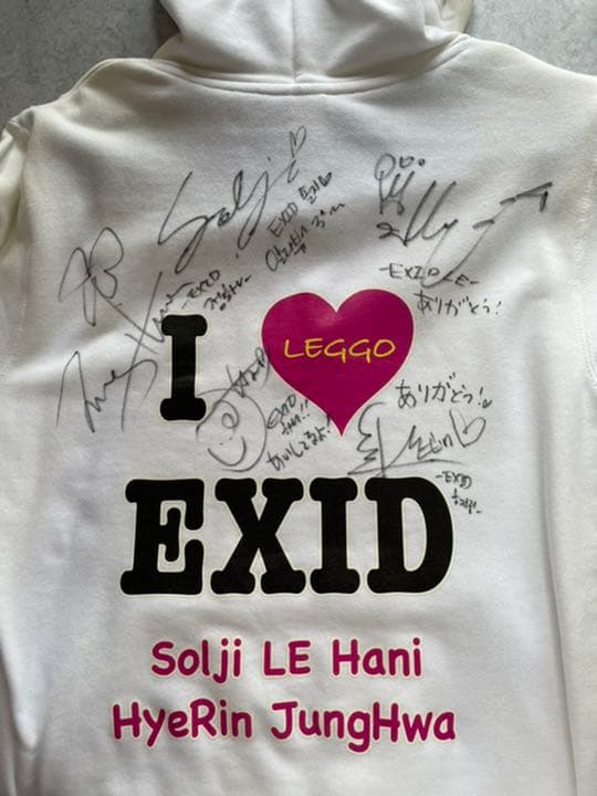 EXIDメンバーサイン入り(ソルジ、LE、ヘリン、ハニ、ジョンファ)自作パーカー