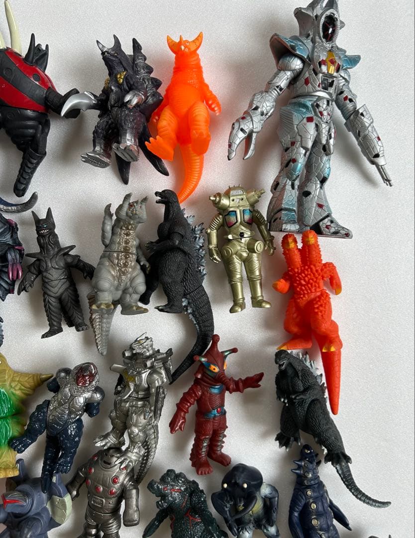 ソフビ　107体　まとめ売り　ウルトラマン　怪獣