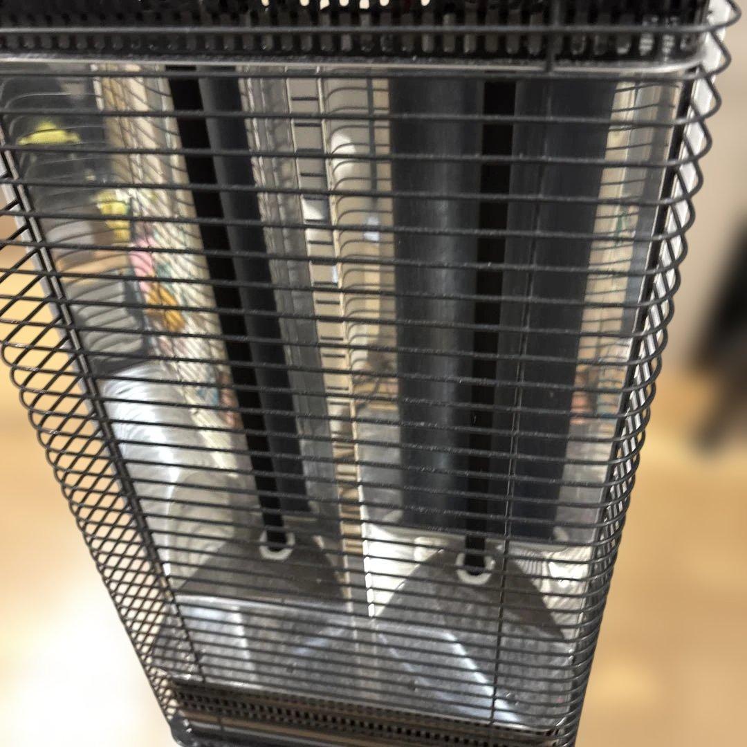 ダイキン セラムヒート CER11vS-W 人感センサー 首振り機能付き