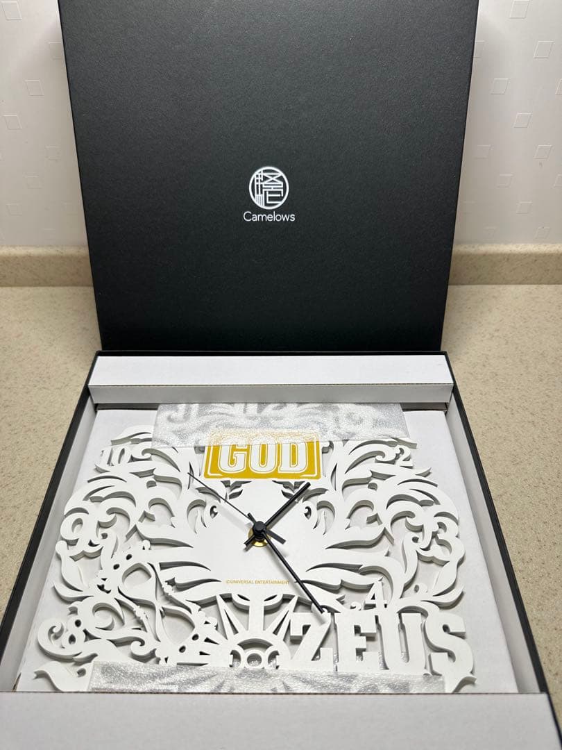 【廃盤品】ミリオンゴッド壁掛時計GOD ZEUSユニバーサル公式サイトより購入品