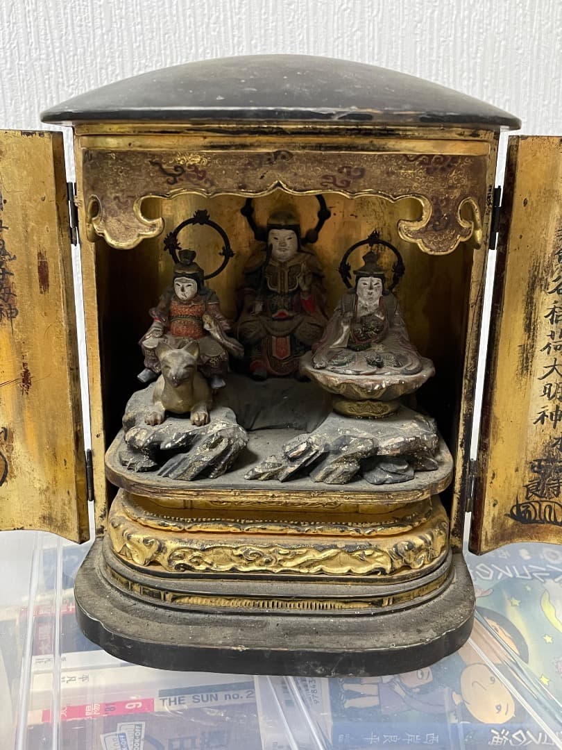 妙見菩薩・稲荷神・鬼子母神・厨子・日蓮宗