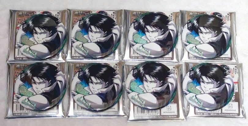 進撃の巨人　WITSTUDIO　ホログラム缶バッジ　リヴァイ　8個セット！