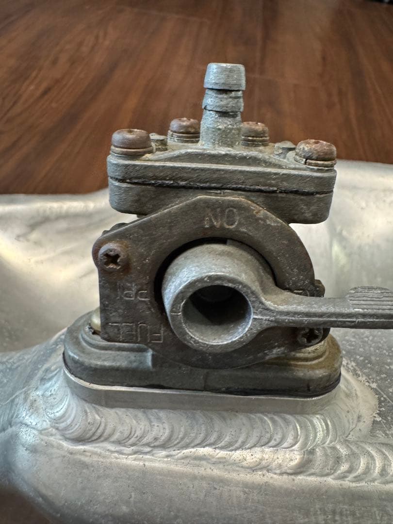 【早い者勝ち】デイトナBSAレプリカ　ビンテージアルミタンク SR400/500