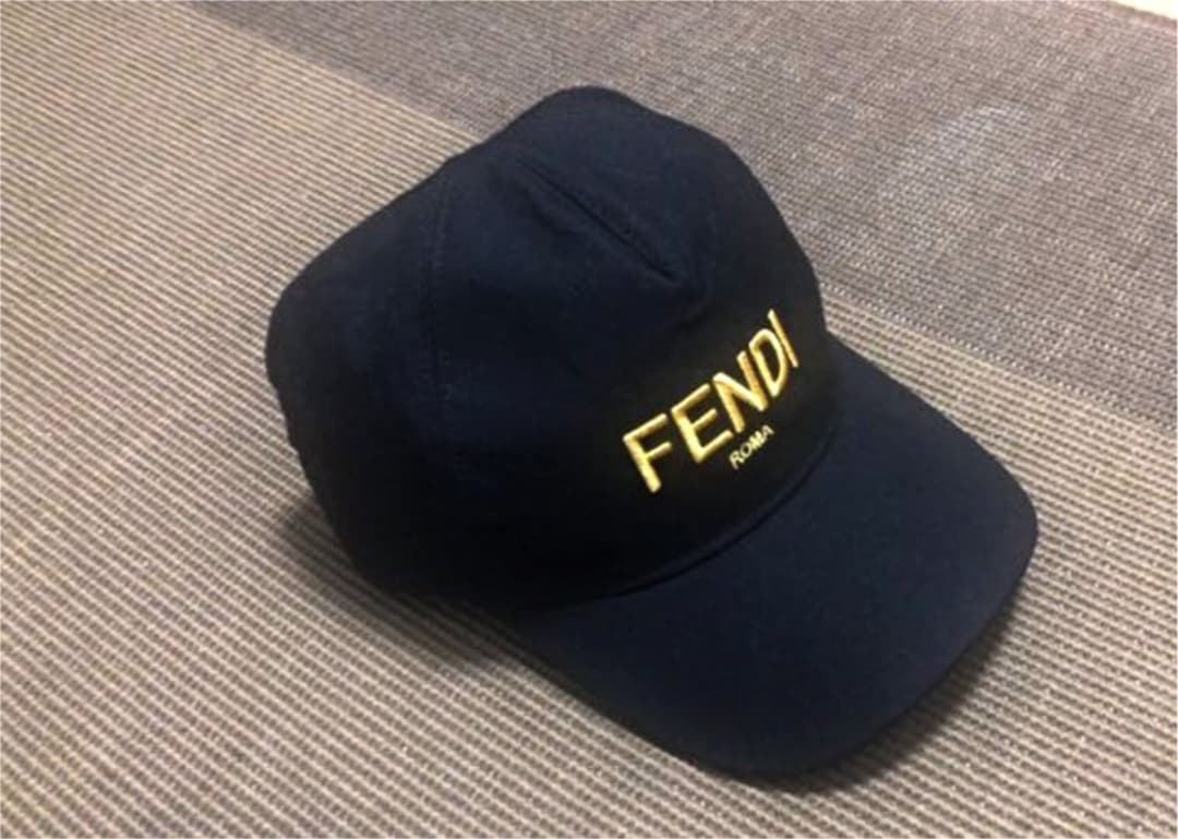 フェンディ キャップ タグ付き新品未使用