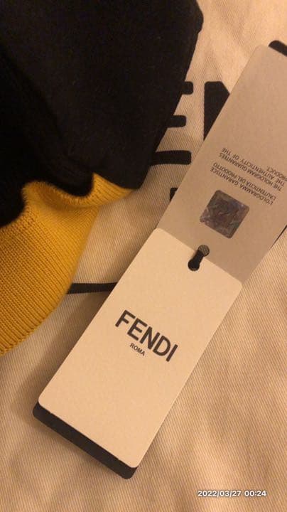 フェンディ キャップ タグ付き新品未使用