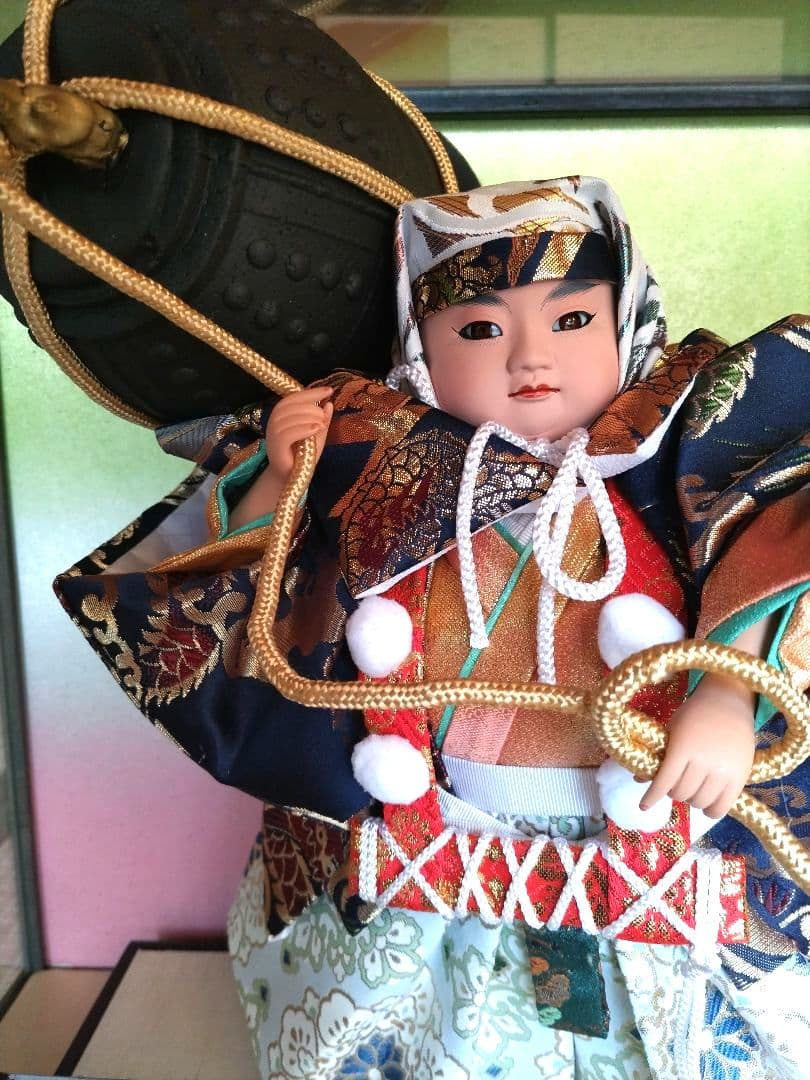 日本人形 釣鐘弁慶 ガラスケース付 保管状態は良く、汚れありません。