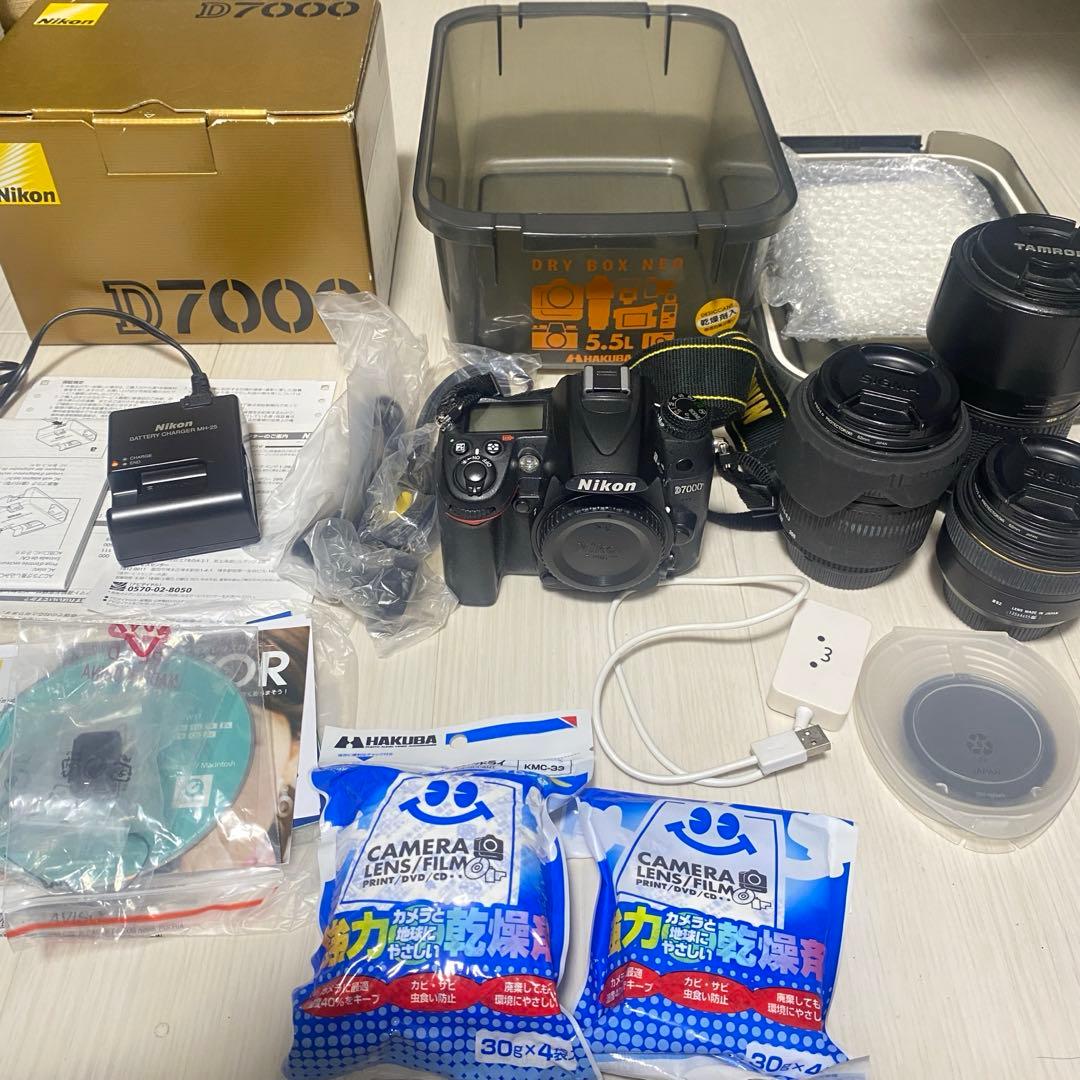 値下　Nikon D7000 レンズ3本セット　カスタム付属品付き
