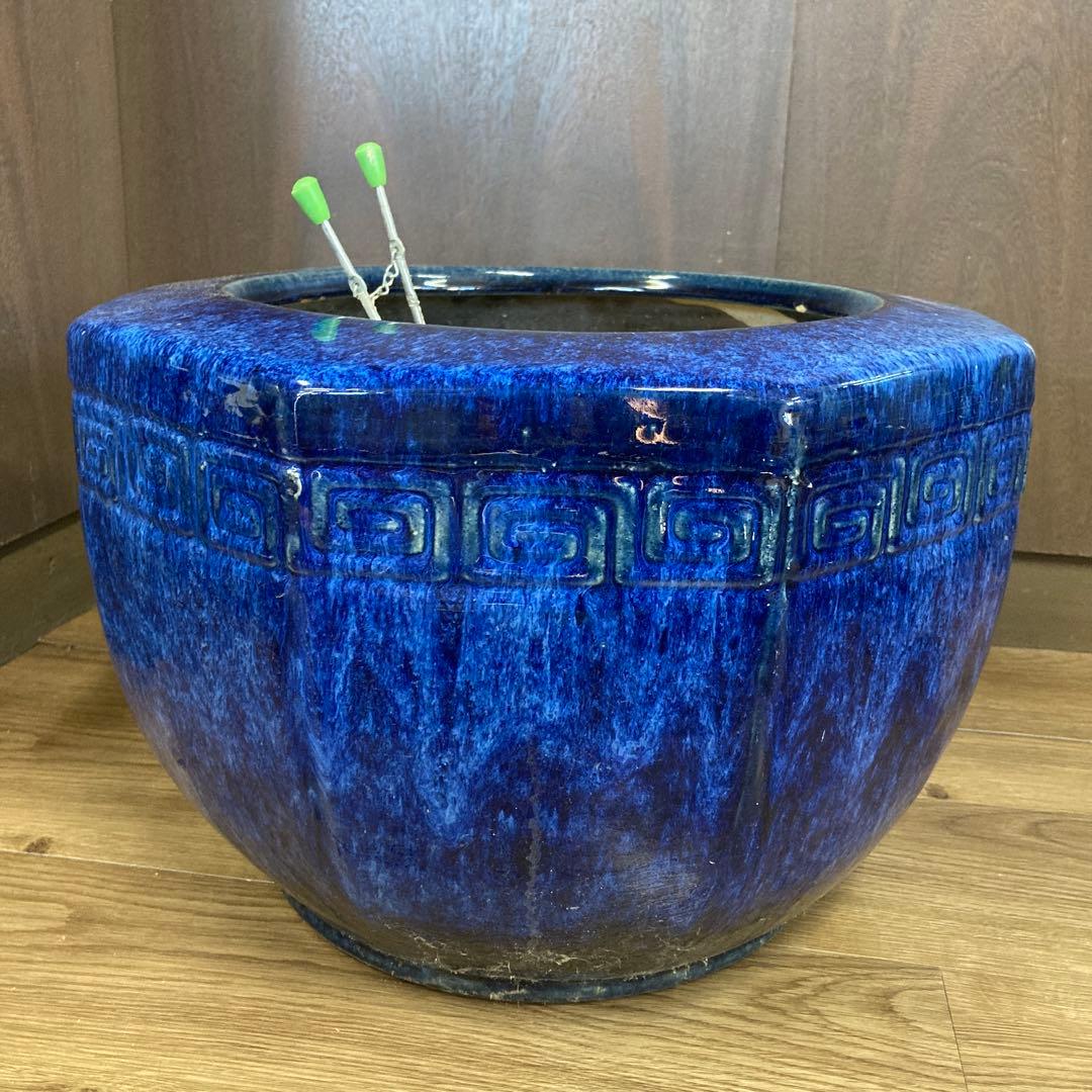 棚下 【希少・美品】大型 火鉢 陶器製 瑠璃釉 浮き彫り文様 メダカ鉢 海鼠釉
