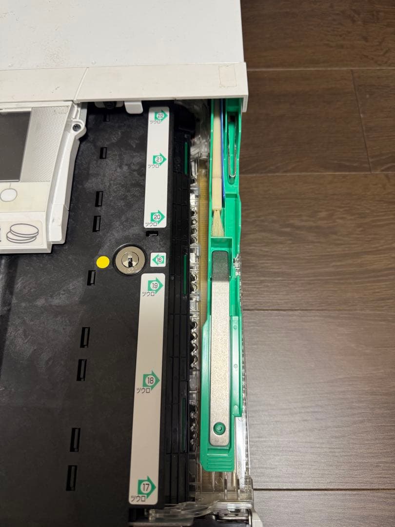 説明書付 新硬貨可　GLORY硬貨/紙幣自動釣銭機 RT-300＆RAD-300