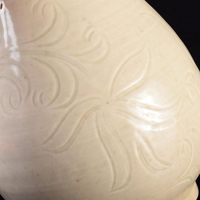 中国　徳化窯白磁　刻花文　玉壺春瓶　C　6899