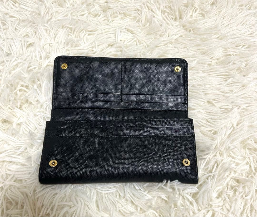 PRADA/プラダ　2つ折り長財布　サフィアーノ　レザー ブラック