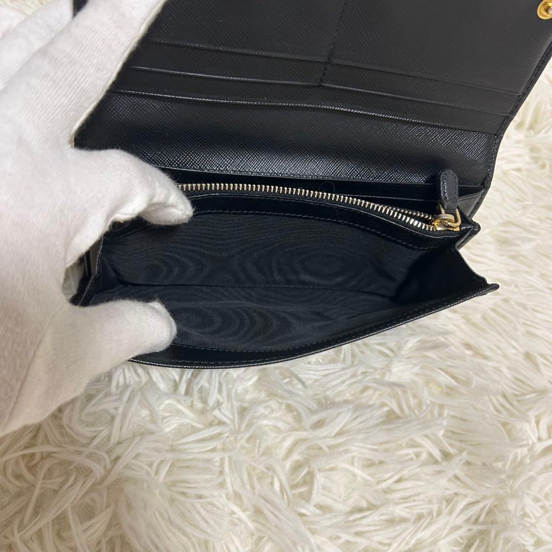 PRADA/プラダ　2つ折り長財布　サフィアーノ　レザー ブラック