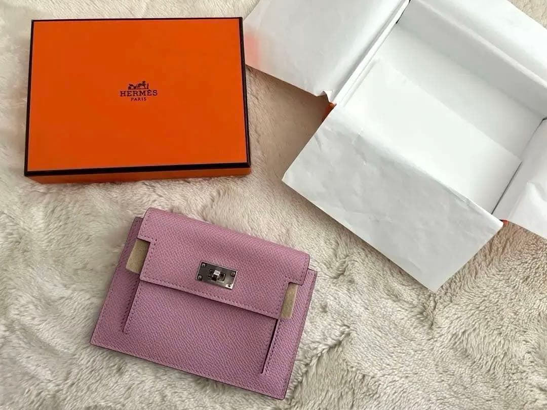 【お値下げ】エルメス ケース ケリーポケットコンパクト ピンク【箱付き】