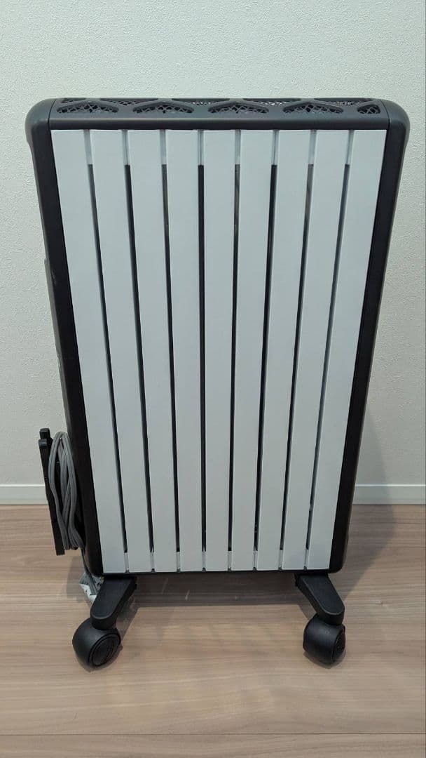 De'Longhi マルチダイナミックヒーター MDH 12-BK　箱付き