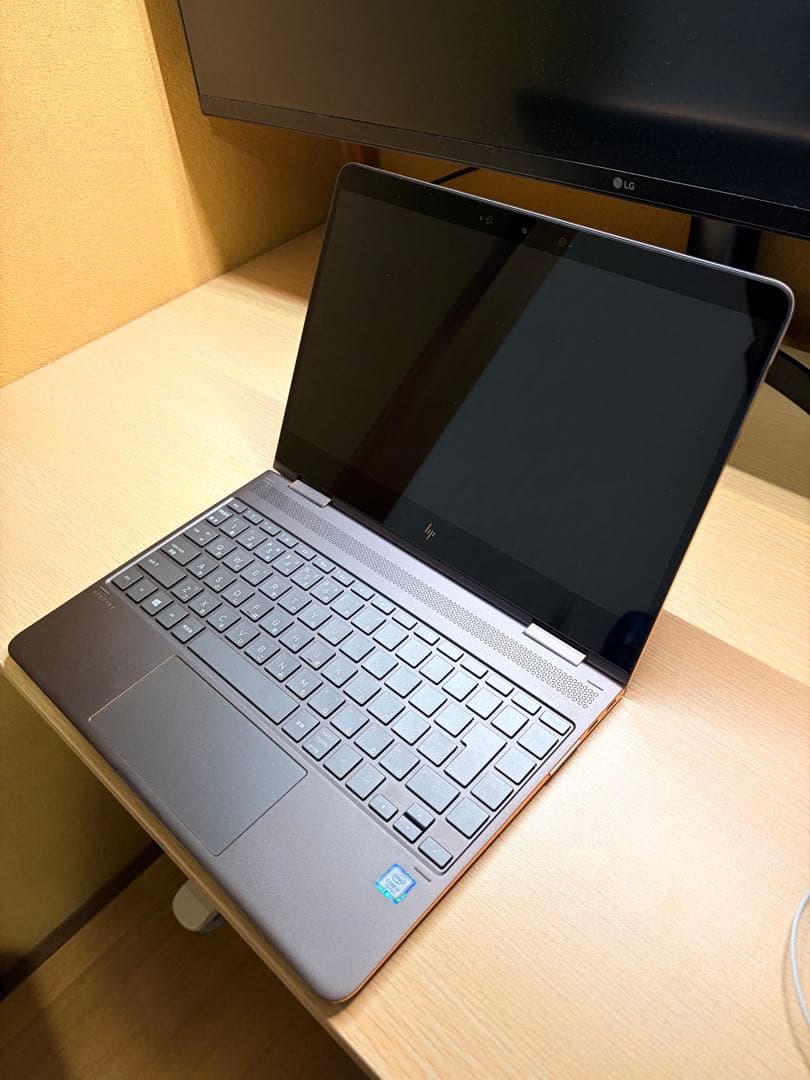 HP Spectre X360 ノートPC本体