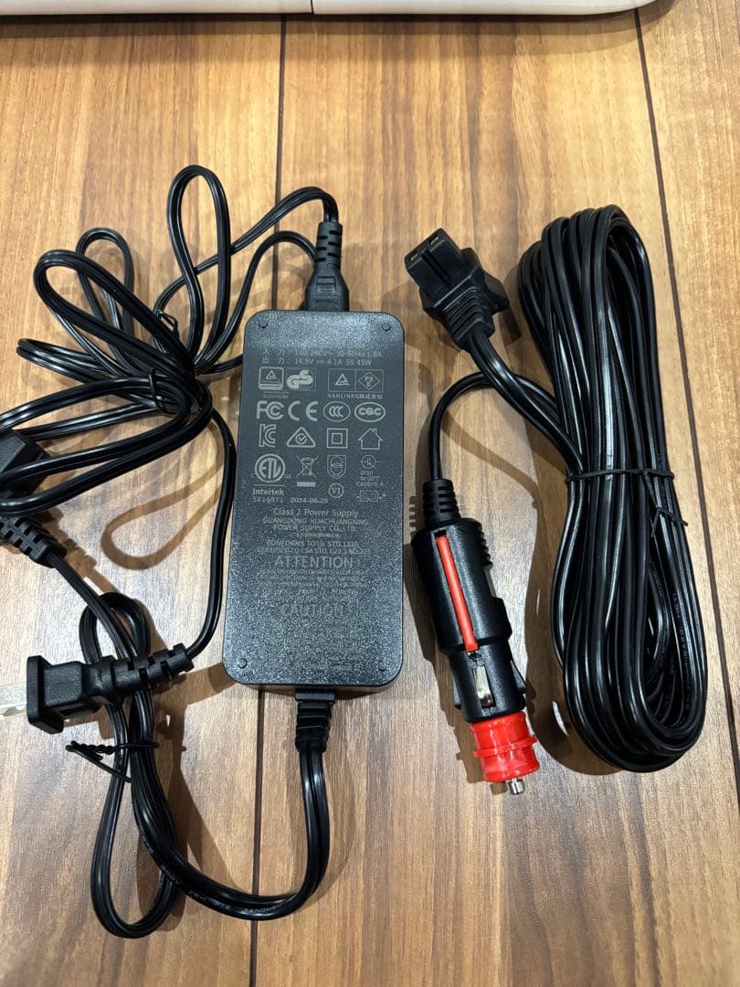 ポータブル冷蔵冷凍庫20l クラカ2024年製