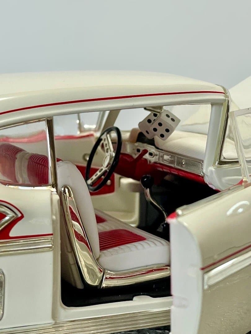 ５８　シボレー　インパラ　アメリカングラフティー　1/18