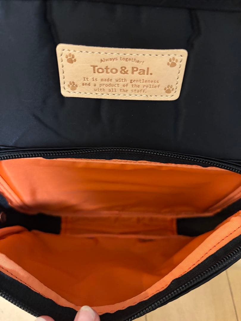 【12/11までお値下げ中】toto&pal ライトリュックキャリー　Mサイズ