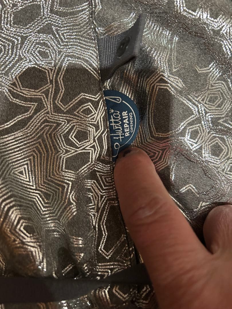 Hurtta フルッタ　エクストリームウォーマー　ブラックパープル　45