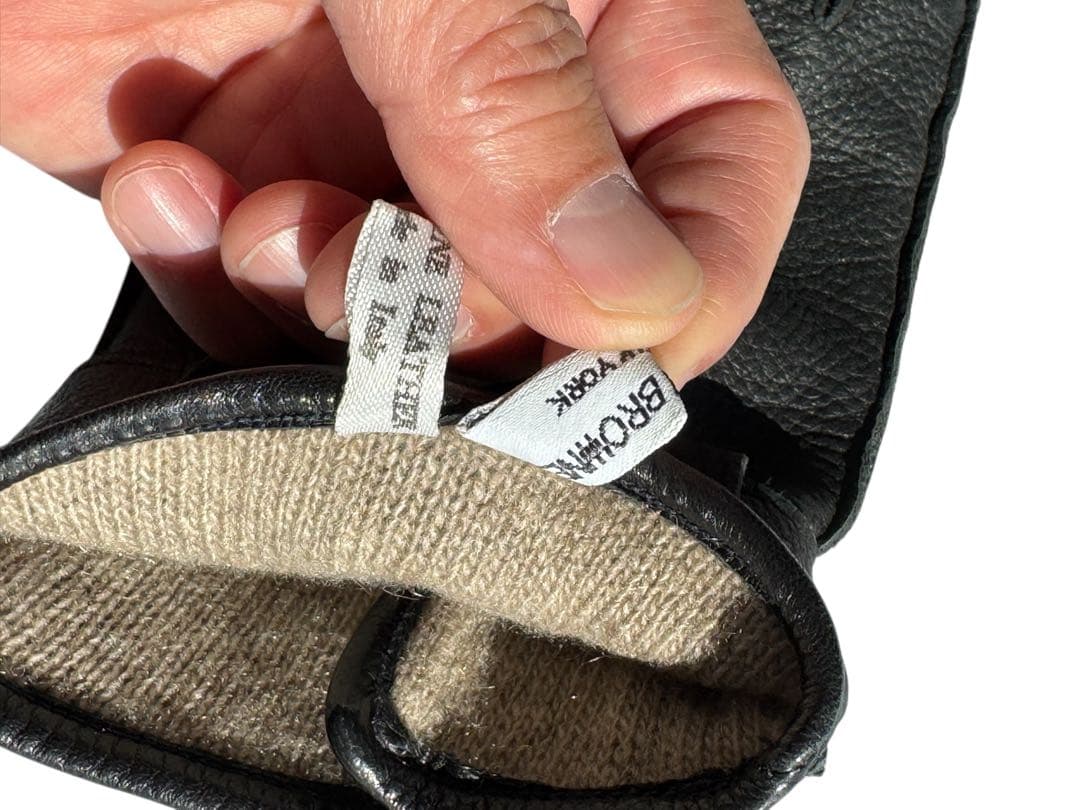 THOM BROWNEトムブラウン レザー 手袋 黒 ストラップ付き