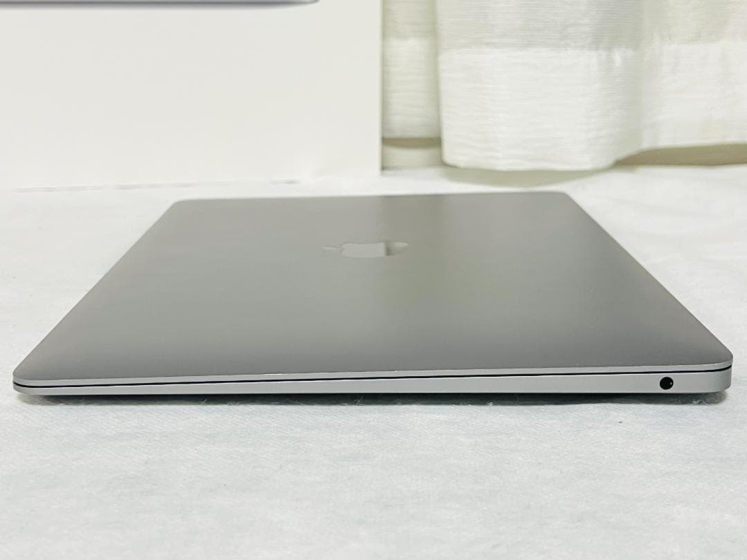 ★MacBook Air 13 2018★i5/8GB/SSD 128GB