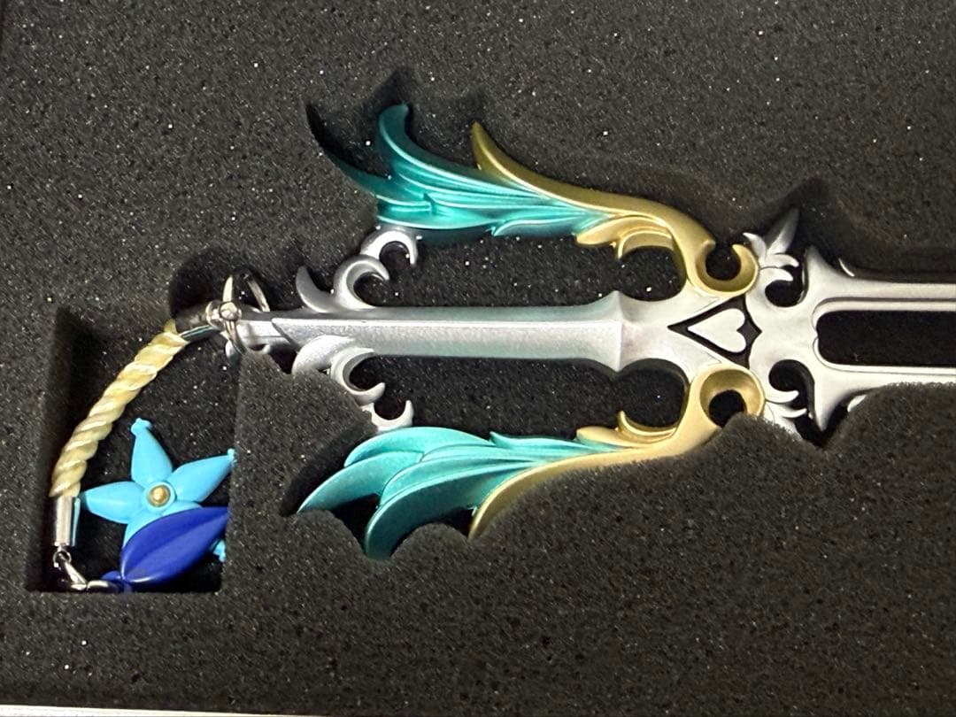 ディズニー アンバサダーホテル キングダムハーツ キーブレード型 ルームキー