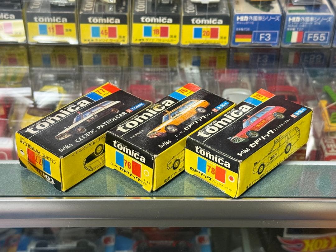 トミカ 黒箱 日本製 トヨタ セドリック 3台セット 1Eホイール