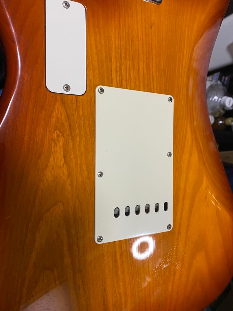 FENDER Japan STR-85 Jシリアル