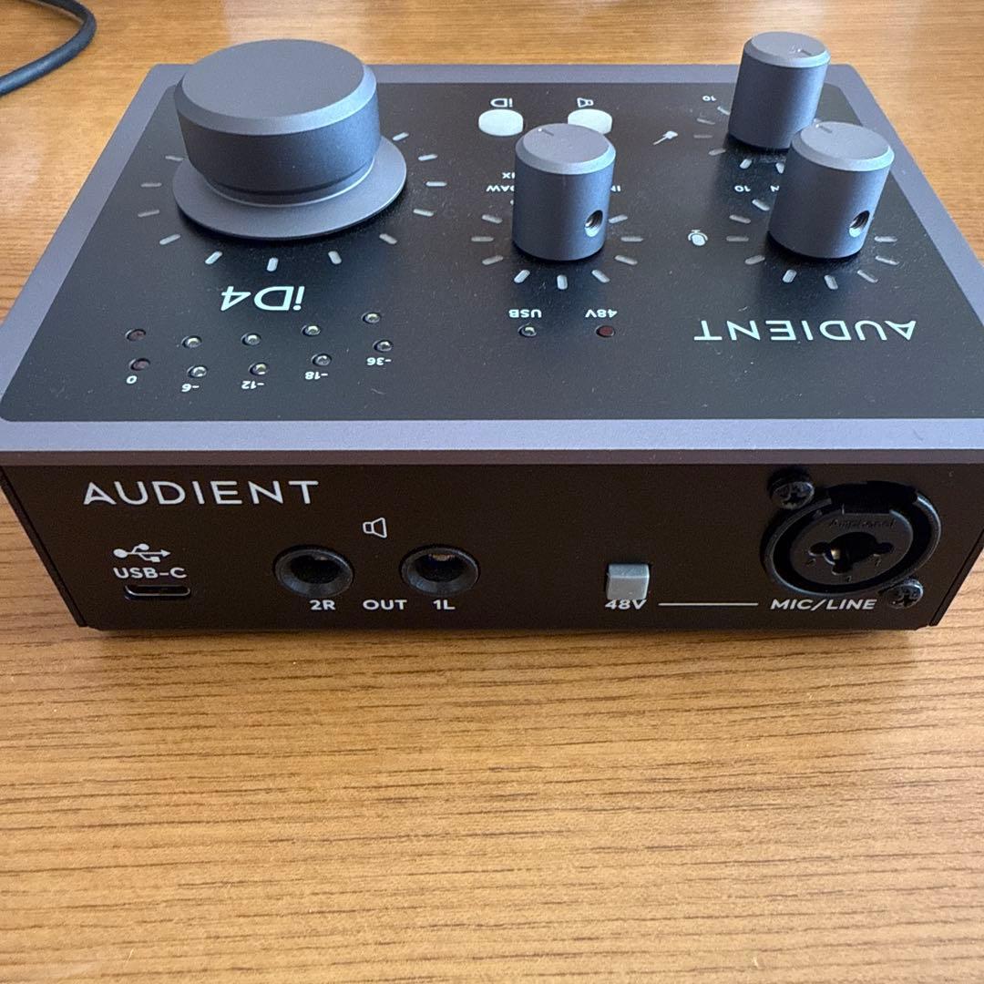 Audient 「iD4mkII」オーディオ・インターフェース