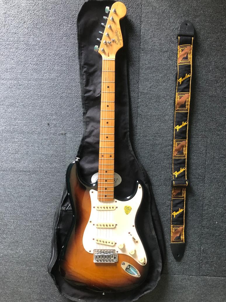 ギター Fender Squier Stratocaster