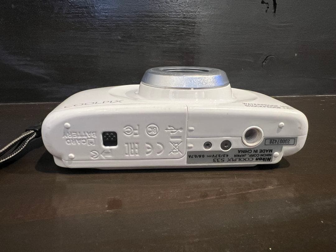 Nikon ニコン　COOLPIX S33 デジタルカメラ