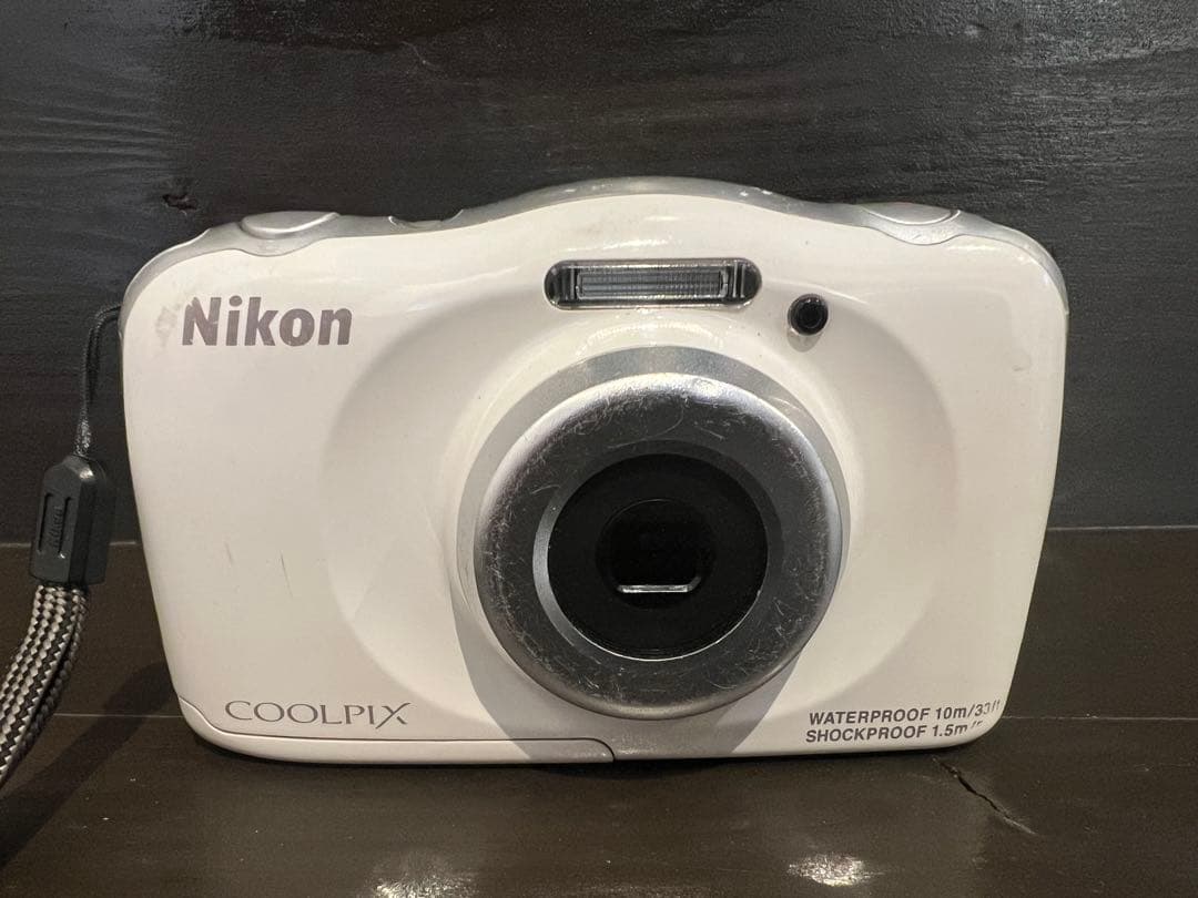 Nikon ニコン　COOLPIX S33 デジタルカメラ