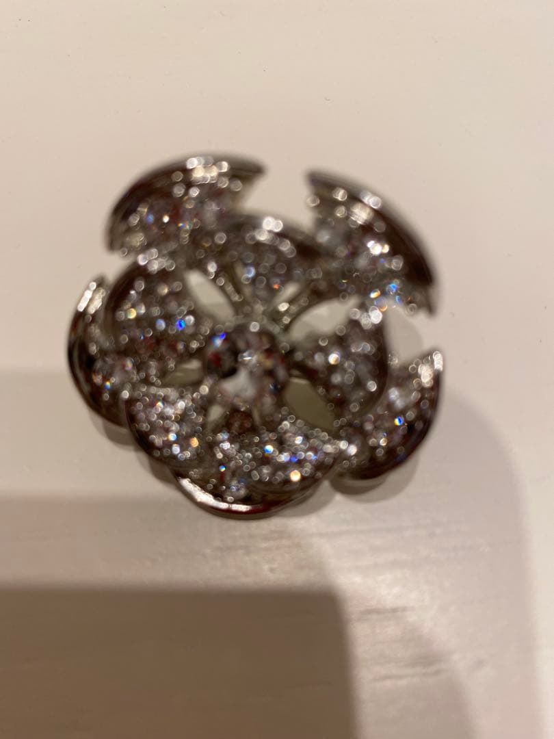 René スワロフスキー ブローチ