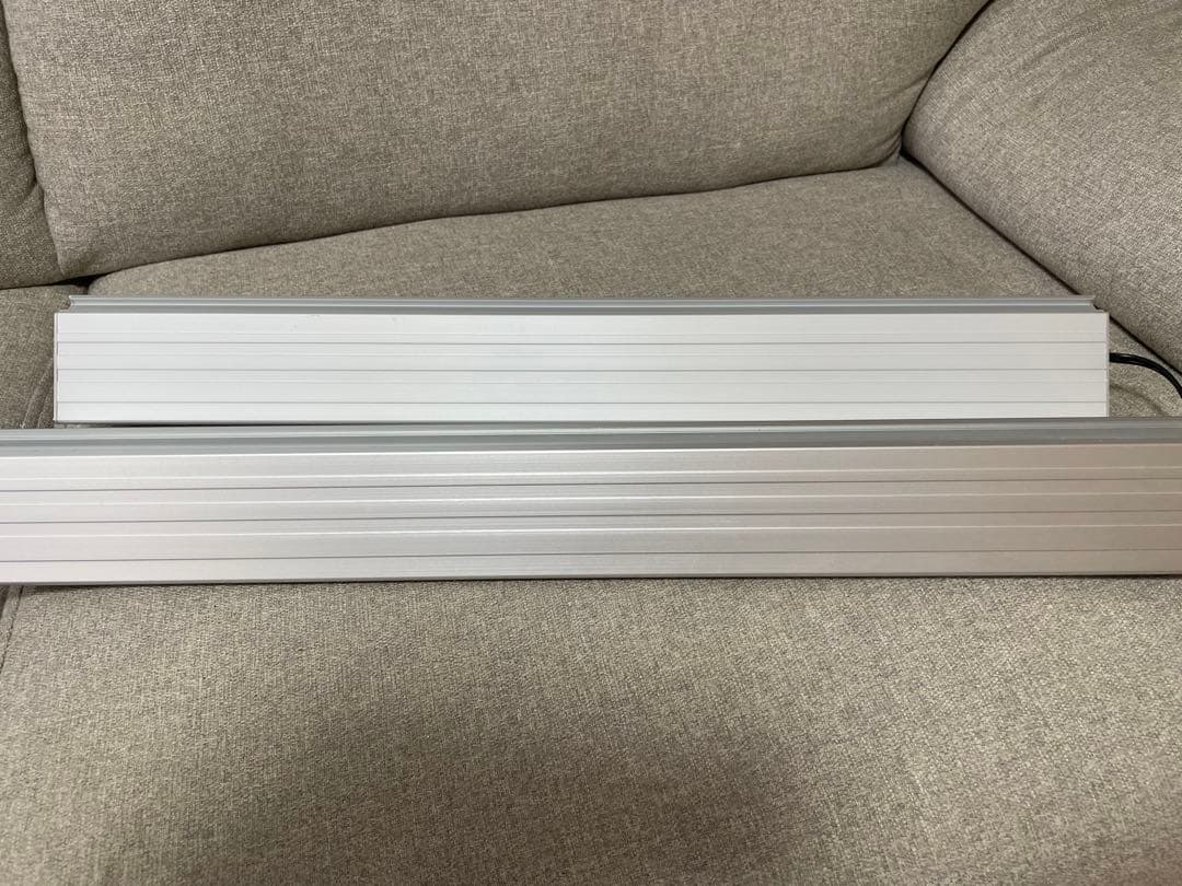 アクロ　triangle 60cm Grow and Bright 2本セット