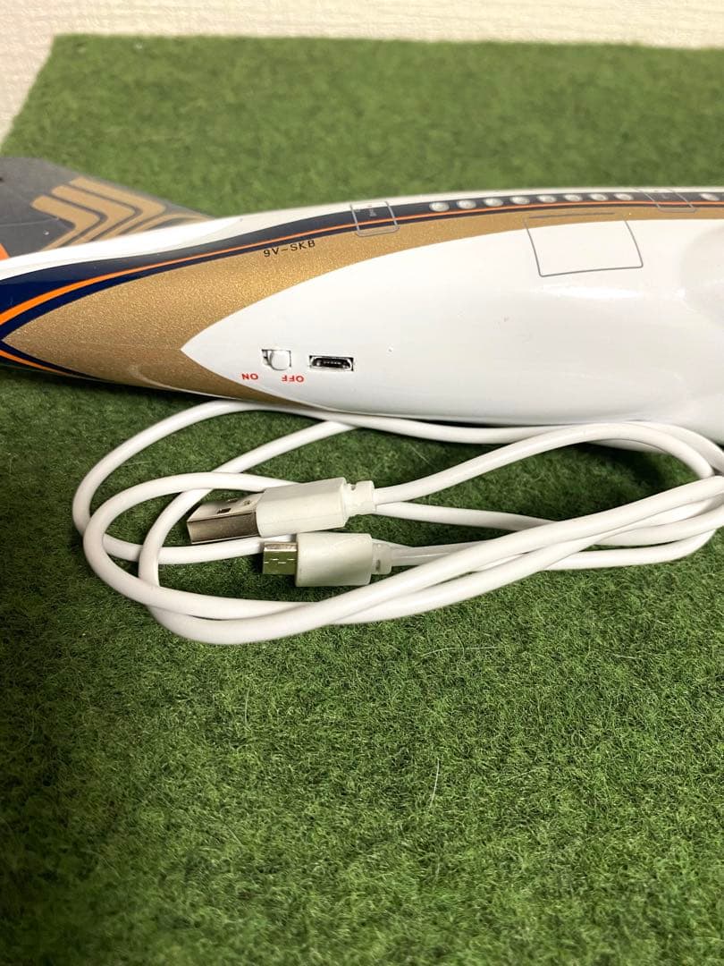 エアバス A380 シンガポール航空　1/160 航空機模型 LEDライト付き