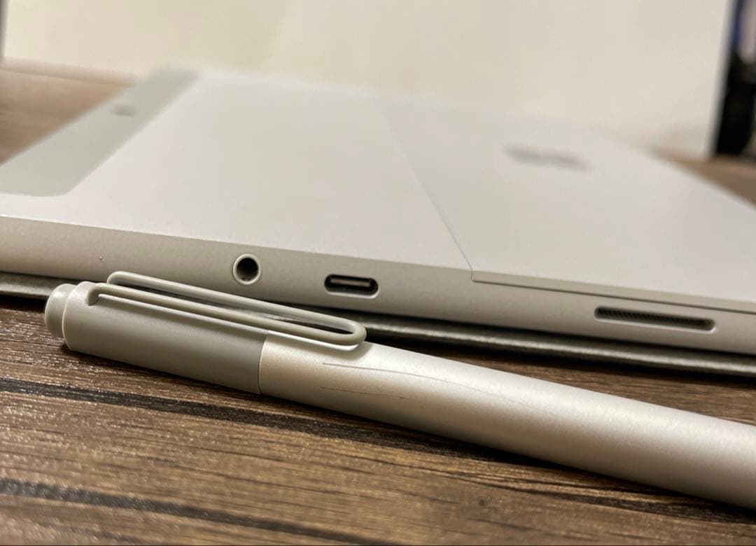 Surface Go (128GB/8GB) & タイプ カバー (プラチナ)