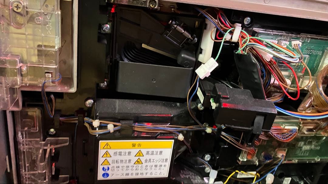 ロストプラネット2 パチスロ　実機　スロット　送料込み