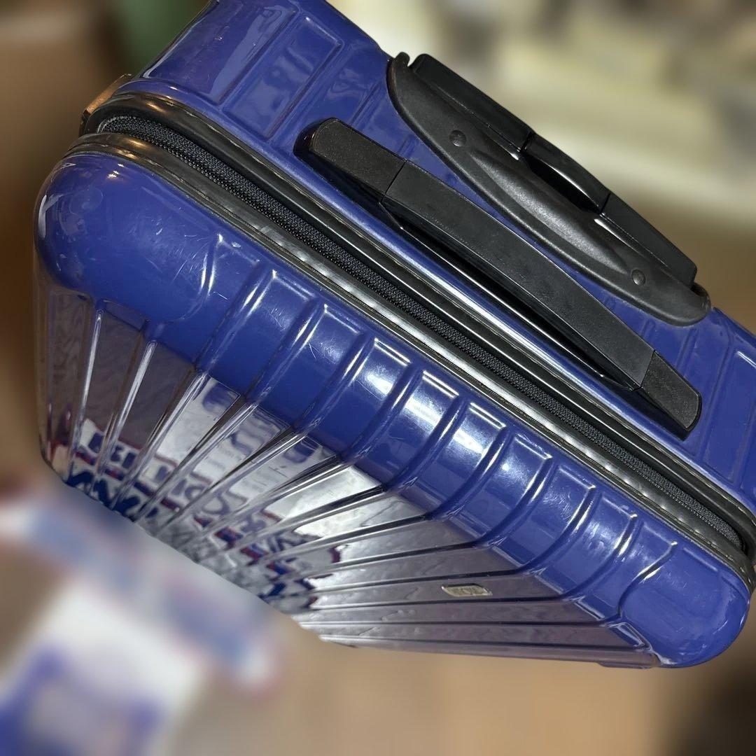 女性に！レアカラー廃盤品【ネイビー】RIMOWAリモワサルサ　機内持込可　補強済