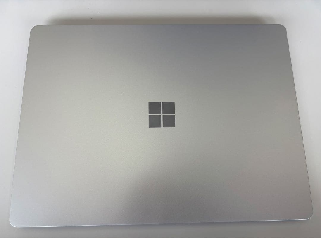 Surface Laptop Go 3 12.4型