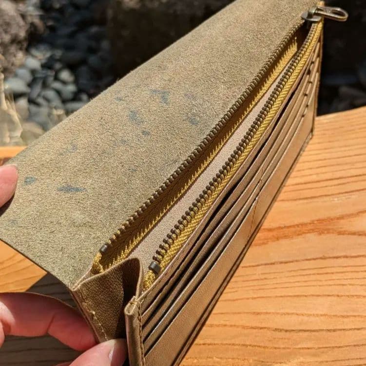 長財布　本革　クラッキングレザー　ハンドメイド　薄型ウォレット　軽い