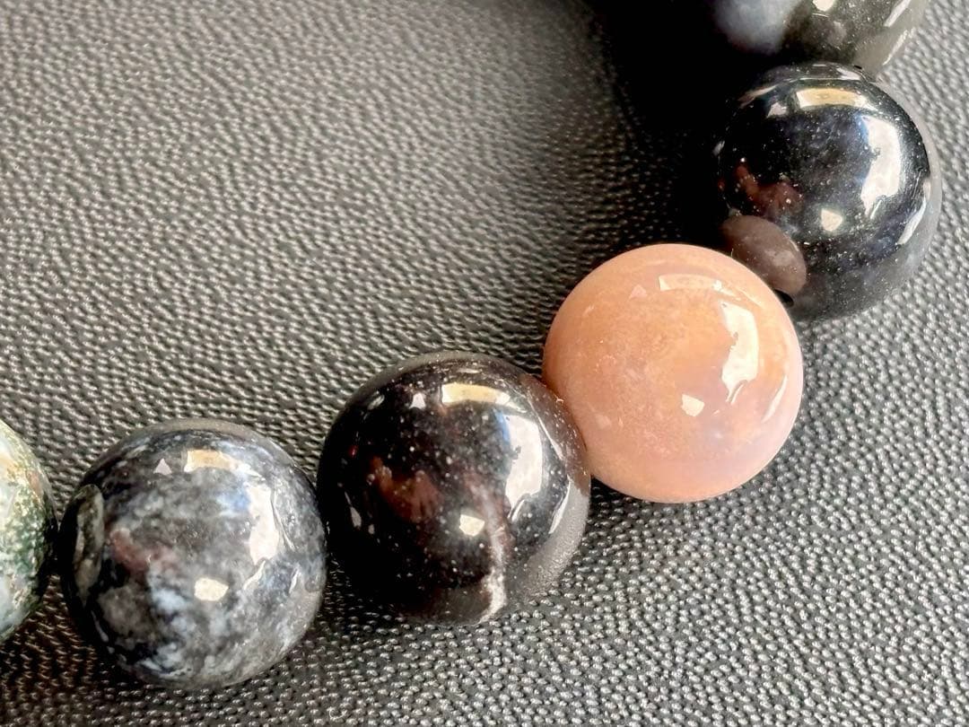 もも　神力纏いし究極の守護石　幻のパーティーカラースレイマンアゲート