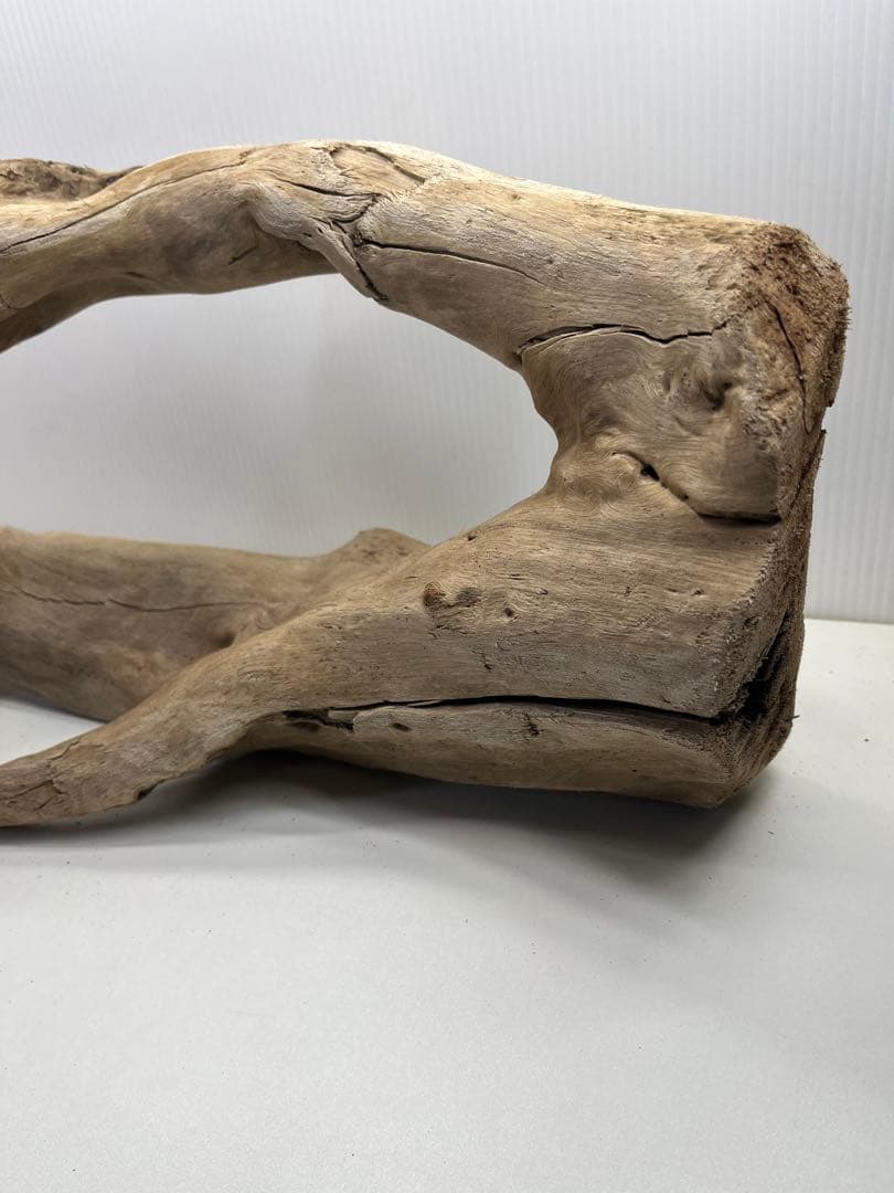 n85大型流木 アク抜き済み 爬虫類シェルター 登り木 レイアウト用 インテリア