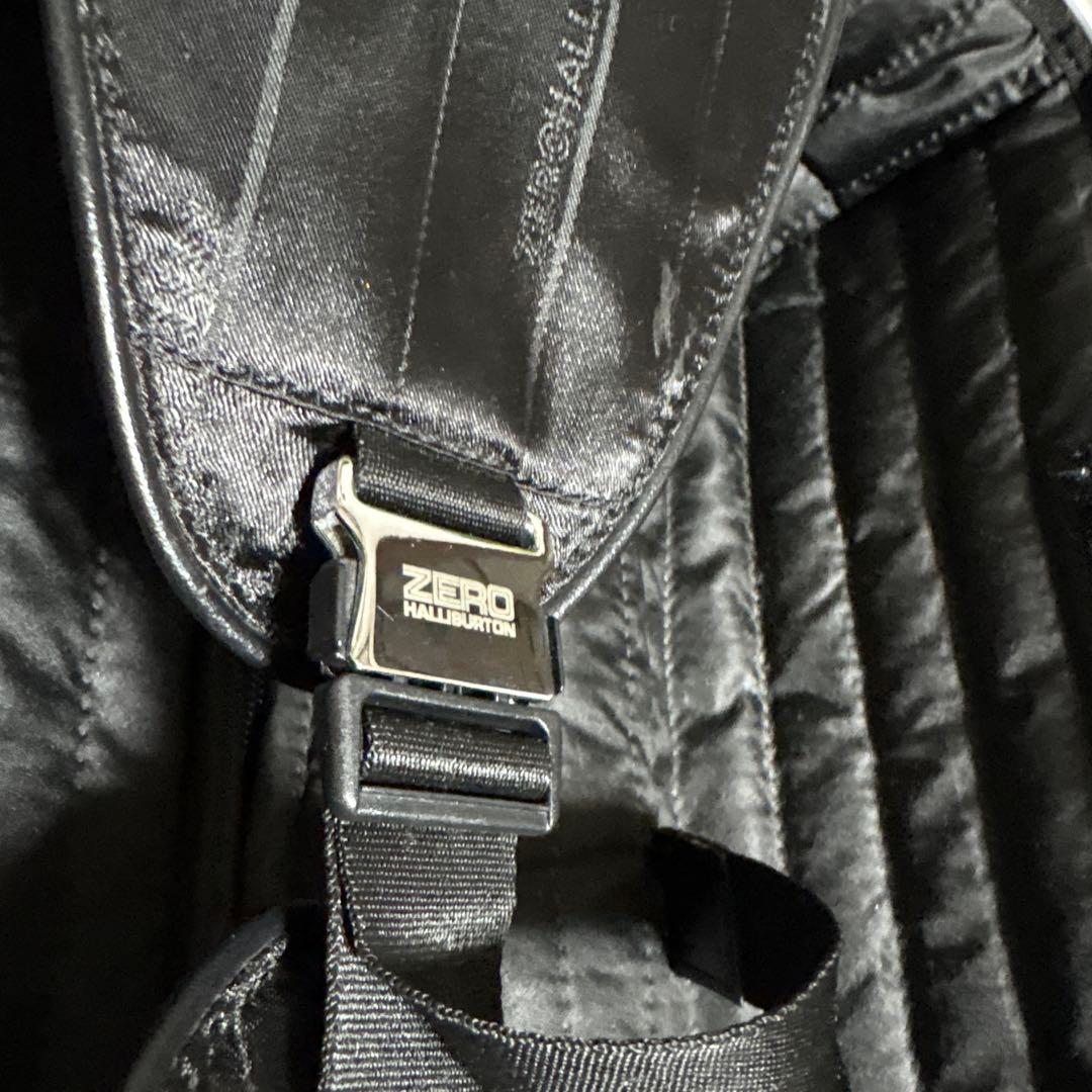 専用品　稀少品【レアな女性用】機内持込可ゼロハリバートン　アルミ製キャリーケース