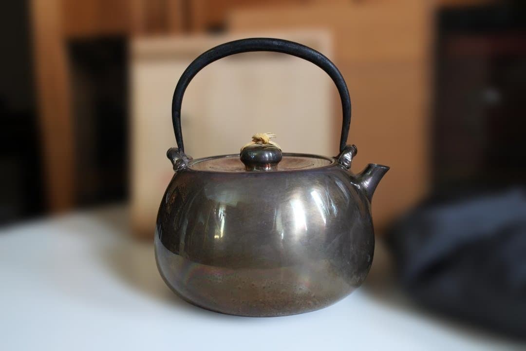 北村静香作　南鐐鉄の釣湯沸　共箱　純銀銀瓶430g　 急須茶道具茶器茶托茶碗茶筒