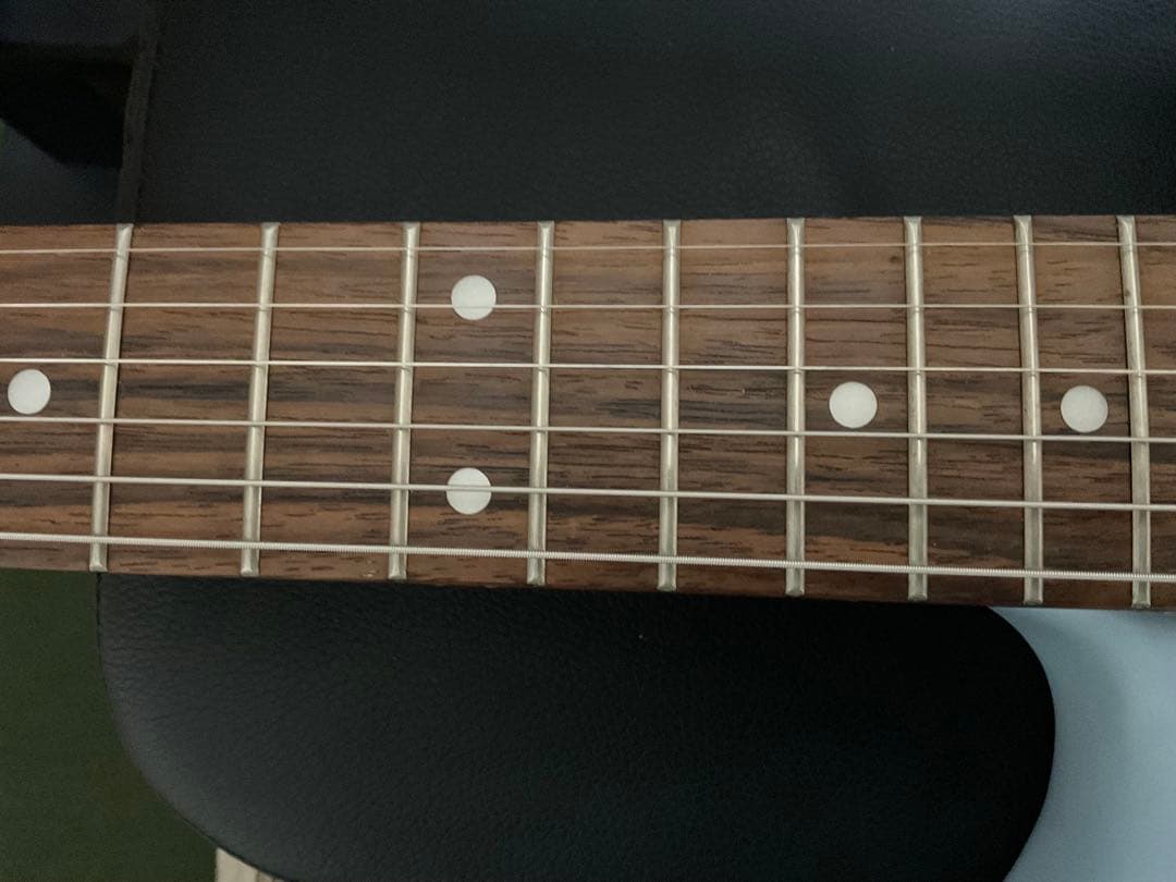 ストラトキャスター　タイプ　マットブルー